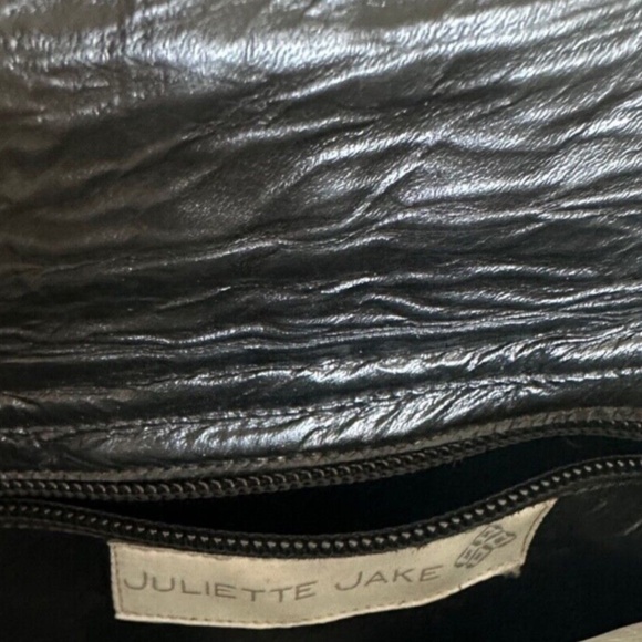 Juliette Jake Women's Crocodile Leather Magnet Closure Clutch Bag in Black - Picture 2 of 5